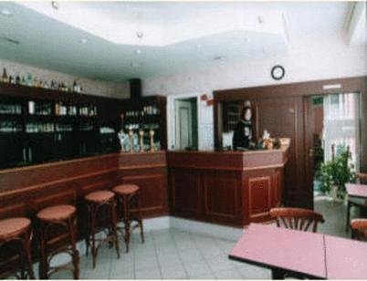 Hotel Du Gambrinus Hazebrouck Exterior photo