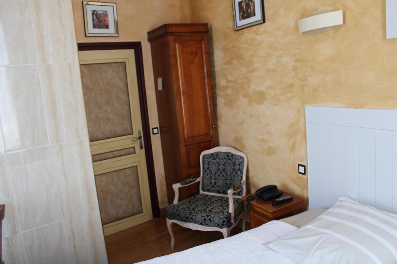 Hotel Du Gambrinus Hazebrouck Exterior photo