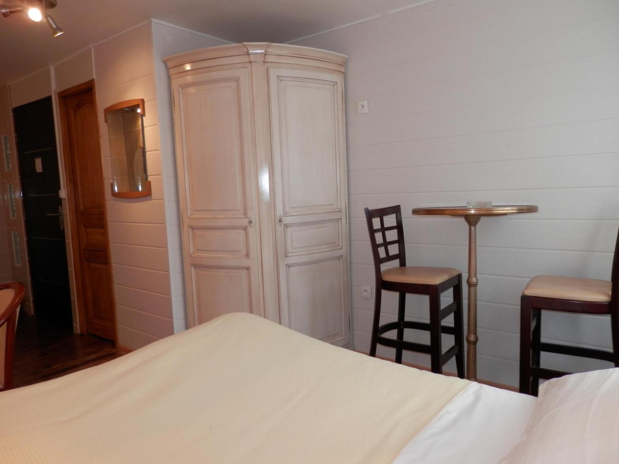 Hotel Du Gambrinus Hazebrouck Exterior photo